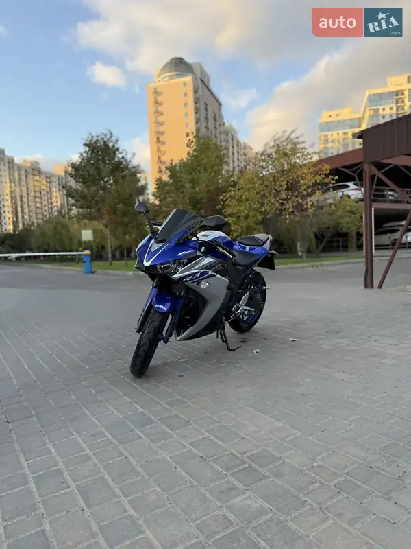 Yamaha YZF-R3 2016