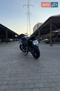 Спортбайк Yamaha YZF-R3 2016 в  фото 3 Спортбайк Yamaha YZF-R3 2016 в