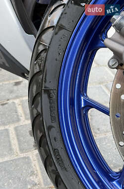 Спортбайк Yamaha YZF-R3 2016 в  фото 6 Спортбайк Yamaha YZF-R3 2016 в