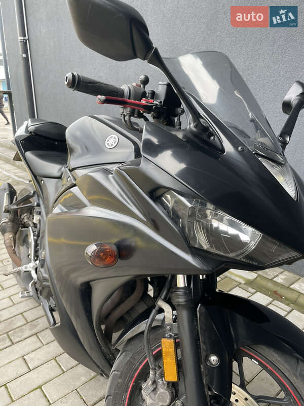 Спортбайк Yamaha YZF-R3 2015 в Луцьку фото 23 Спортбайк Yamaha YZF-R3 2015 в Луцьку