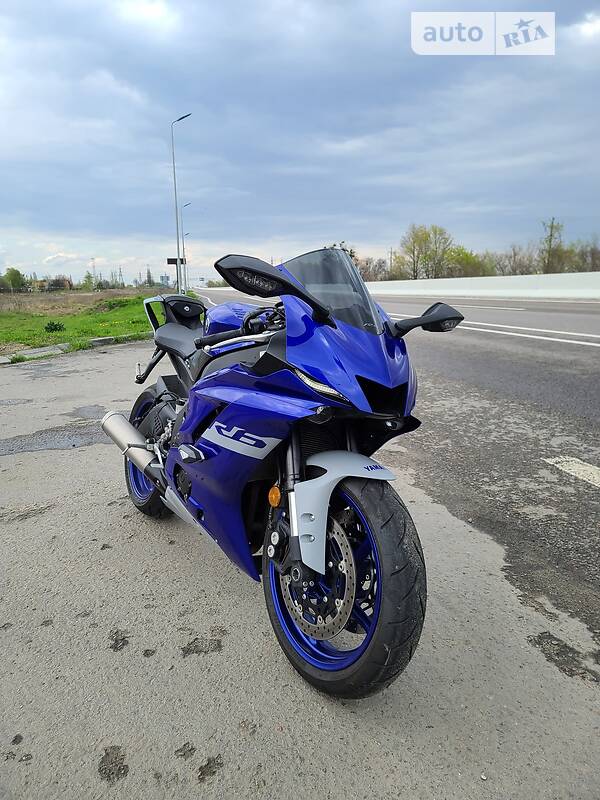 Спортбайк Yamaha YZF R6 2020 в Киеве