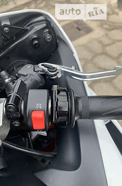 Спортбайк Yamaha YZF R6 2016 в 