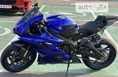 Спортбайк Yamaha YZF R6 2020 в Киеве