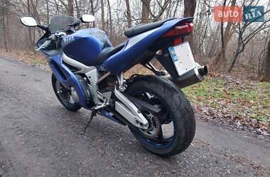 Спортбайк Yamaha YZF R6 2000 в 