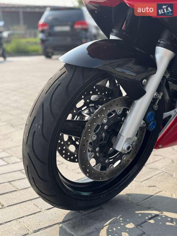 Спортбайк Yamaha YZF R6 2001 в Рівному