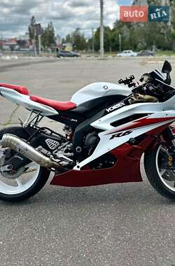 Спортбайк Yamaha YZF R6 2007 в Харькове