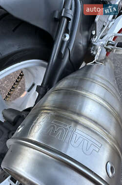 Спортбайк Yamaha YZF R6 2007 в 