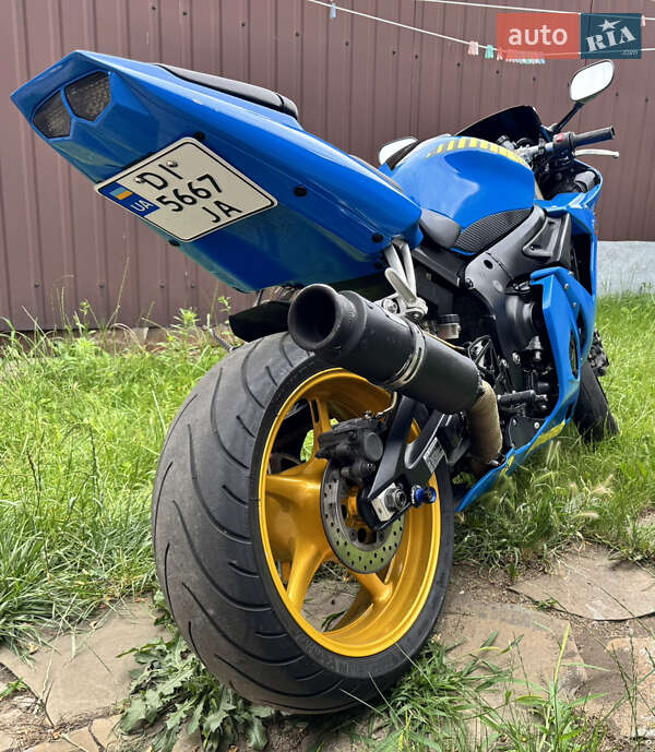 Спортбайк Yamaha YZF R6 2004 в Дніпрі