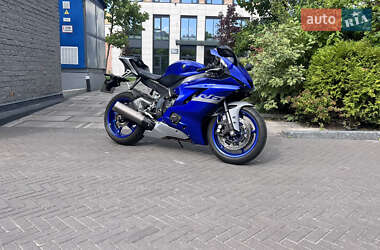 Спортбайк Yamaha YZF R6 2020 в Киеве
