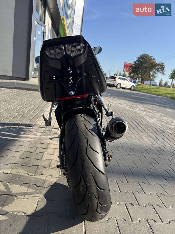 Спортбайк Yamaha YZF R6 2005 в Ровно