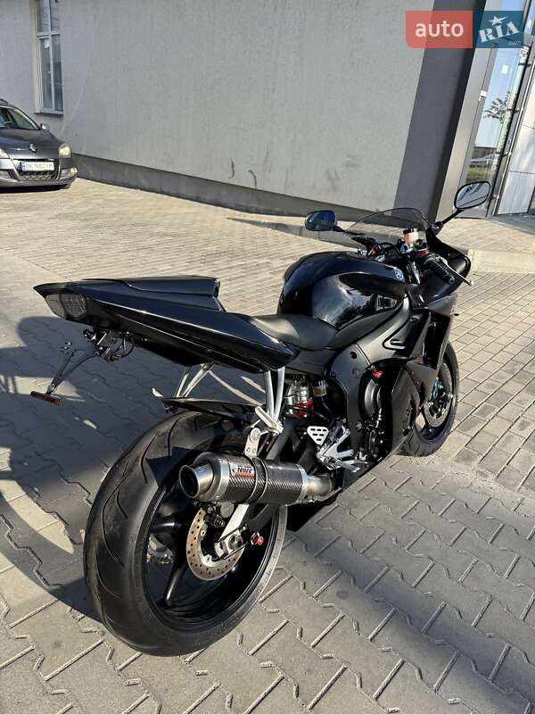 Спортбайк Yamaha YZF R6 2005 в Ровно