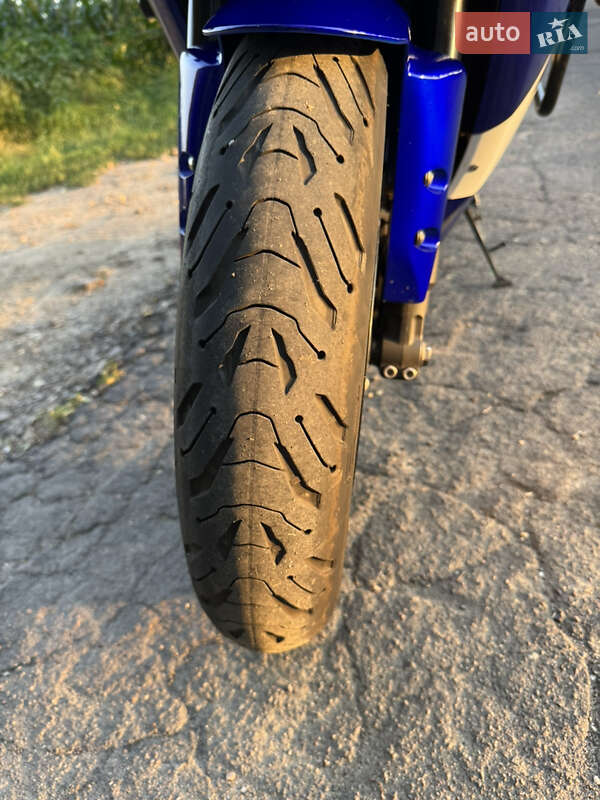 Спортбайк Yamaha YZF R6 2005 в Ровно