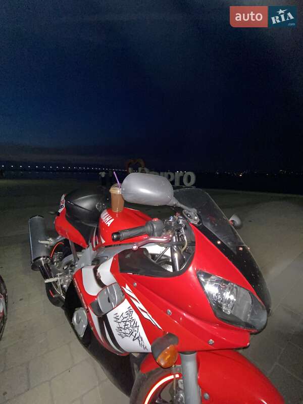 Спортбайк Yamaha YZF R6 2001 в Дніпрі фото 7 Спортбайк Yamaha YZF R6 2001 в Дніпрі