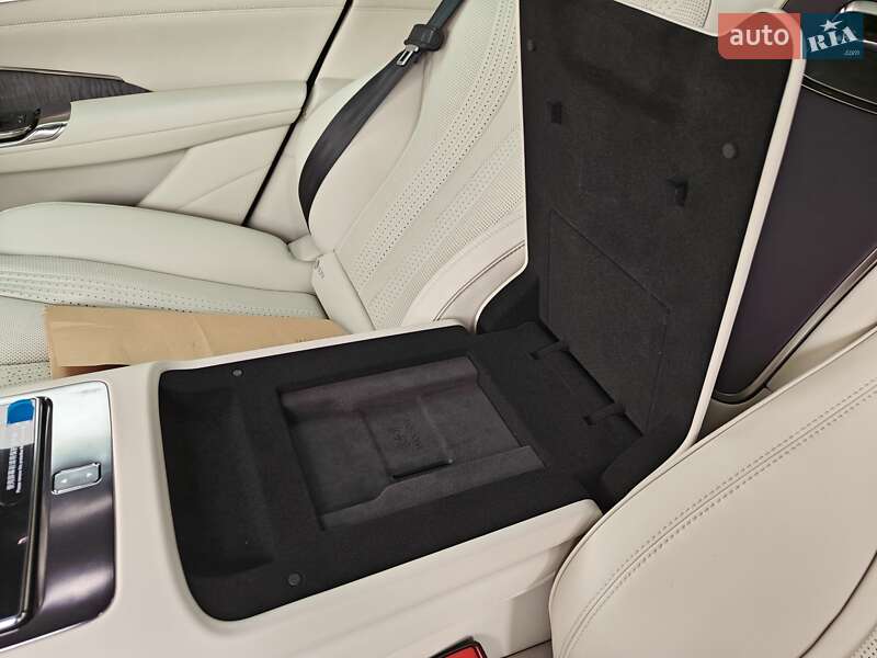 Седан YangWang U7 2025 в Києві