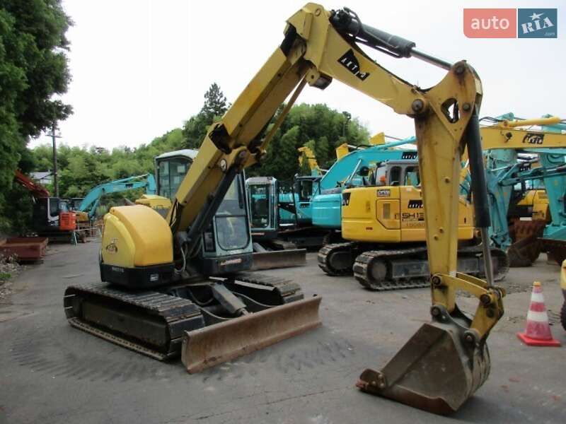 Yanmar B7 2014