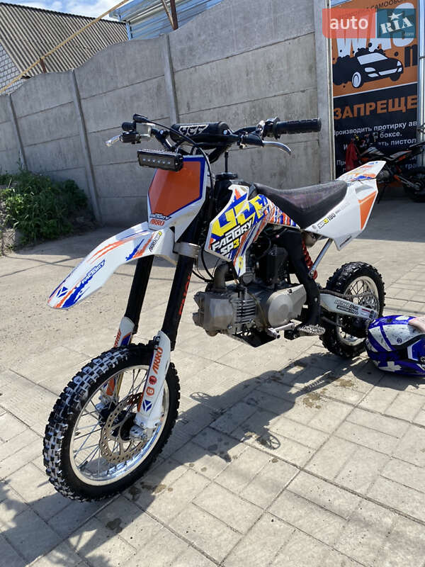 Мотоцикл Кросс YCF Factory SP3 2020 в Змиеве