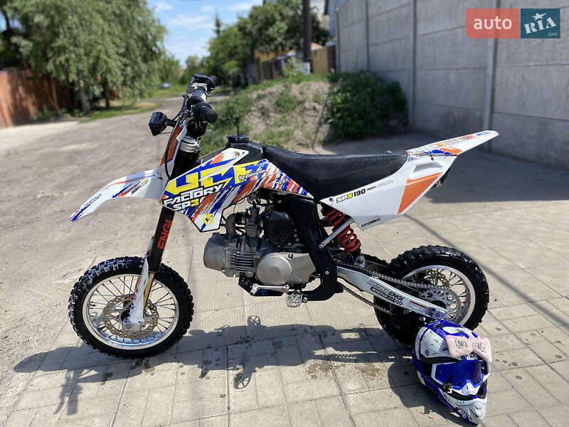Мотоцикл Кросс YCF Factory SP3 2020 в Змиеве