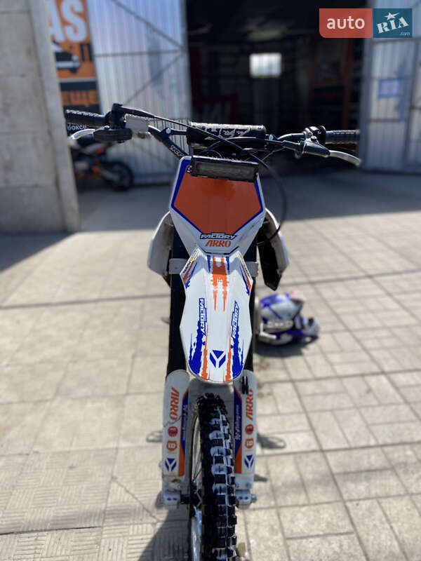 Мотоцикл Кросс YCF Factory SP3 2020 в Змиеве