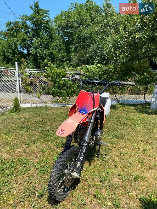Мотоцикл Кросс YCF Pilot 2021 в Ужгороде