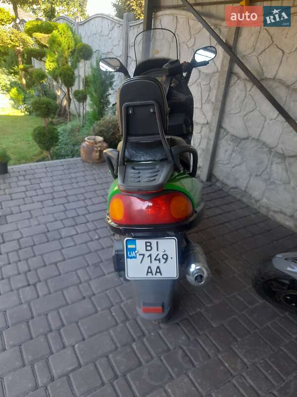 Грузовые мотороллеры, мотоциклы, скутеры, мопеды YiBen YB 125T-12 2014 в Кременчуге