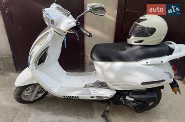 Скутер YiBen YB 125T-12 2014 в Великій Михайлівці