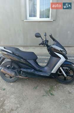 Макси-скутер YiBen YB 150T-10 2014 в 