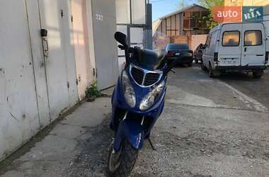 Макси-скутер YiBen YB 150T-10 2008 в 