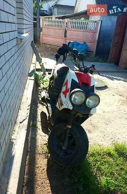 Макси-скутер YiBen YB 150T 2013 в 