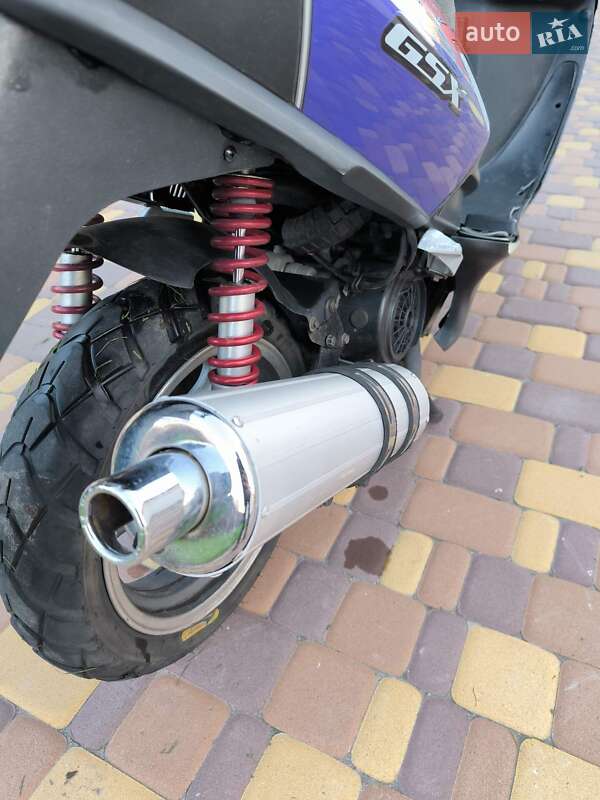 Скутер YiBen YB150T-15D 2013 в Миргороде