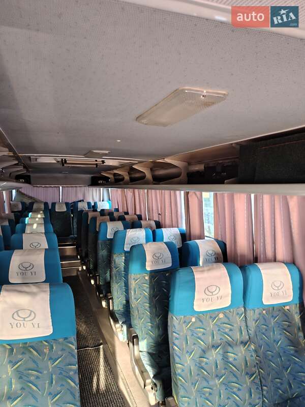 Приміський автобус Youyi ZGT 6831 2006 в Кропивницькому
