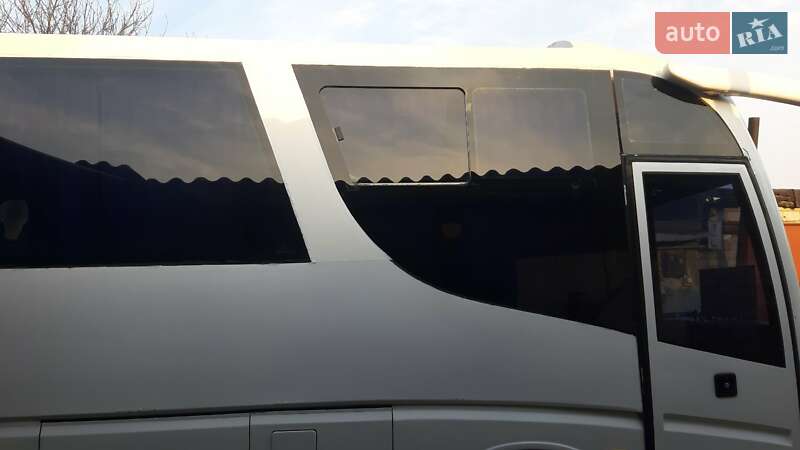 Туристичний / Міжміський автобус Youyi ZGT 6841 2005 в Дніпрі