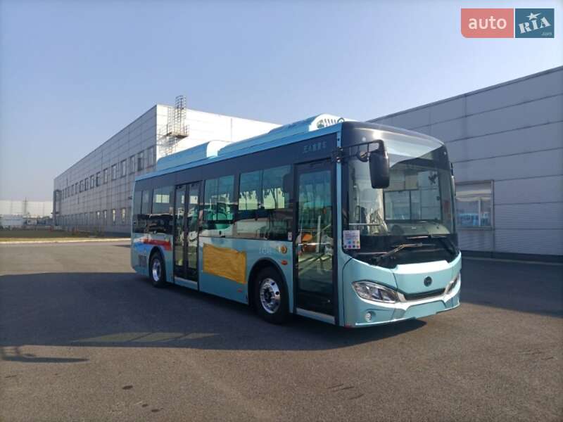 YUTONG 6129 2025