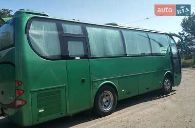 Туристический / Междугородний автобус YUTONG 6831 2008 в 