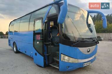 Туристический / Междугородний автобус YUTONG 6831 2008 в Вараше