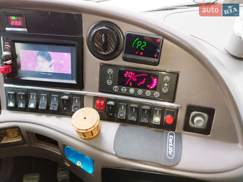 Туристический / Междугородний автобус YUTONG ZK 6119HA 2006 в Тернополе