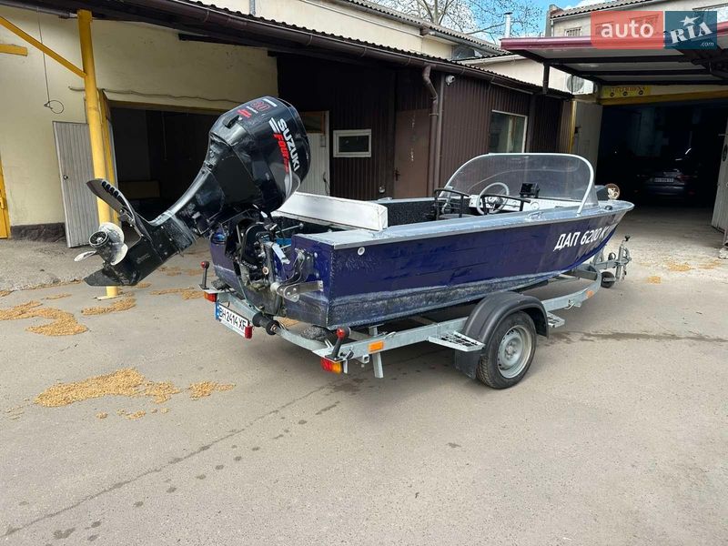 Човен Южанка 2 1981 в Одесі