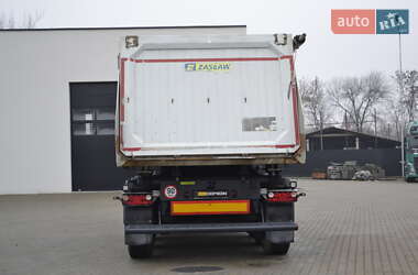 Самоскид напівпричіп Zaslaw D 653 2015 в Хусті