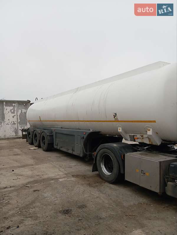 Цистерна полуприцеп Zasta N-36 2004 в Казанке фото 2 Цистерна полуприцеп Zasta N-36 2004 в Казанке