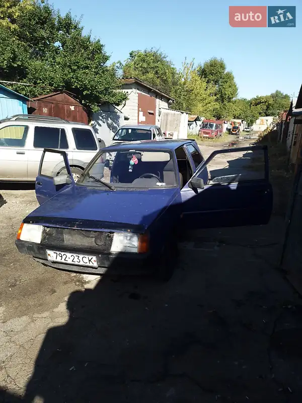 ЗАЗ 1102 Таврія-Нова