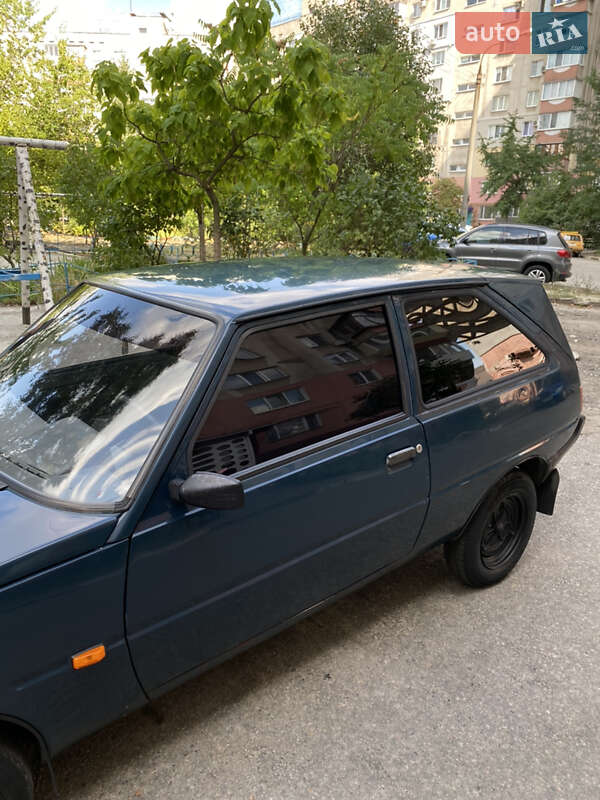 Хетчбек ЗАЗ 1102 Таврія-Нова 2004 в Запоріжжі