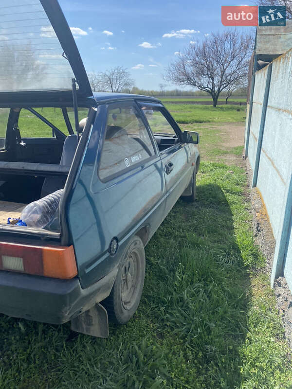 Хэтчбек ЗАЗ 1102 Таврия-Нова 1998 в Горе