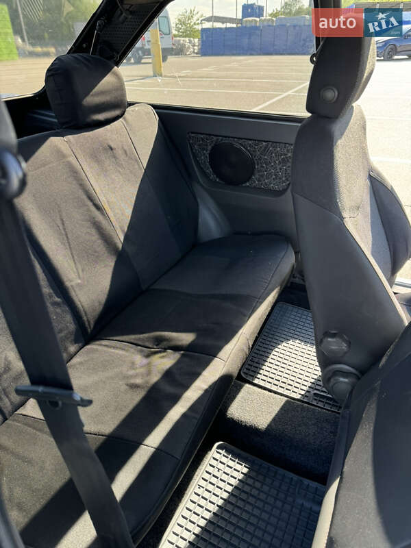 Хэтчбек ЗАЗ 1102 Таврия-Нова 2004 в Киеве