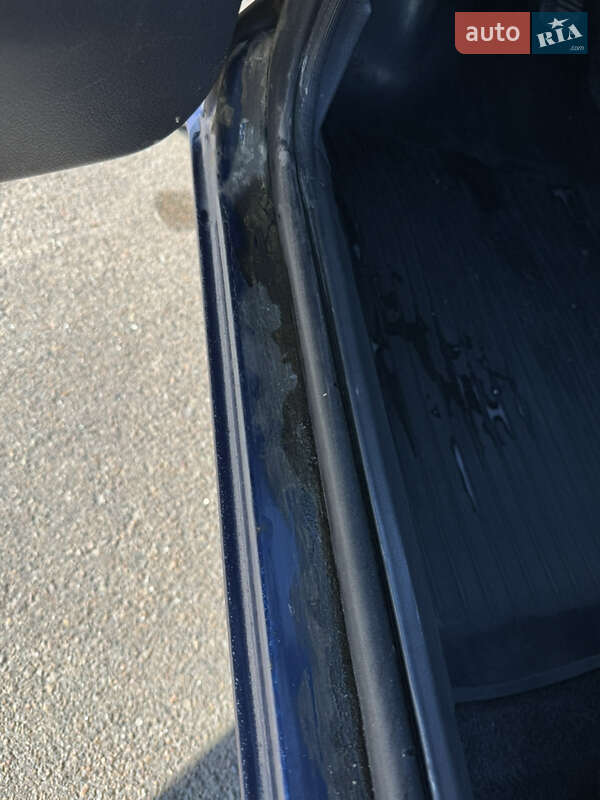 Хэтчбек ЗАЗ 1102 Таврия-Нова 2004 в Киеве