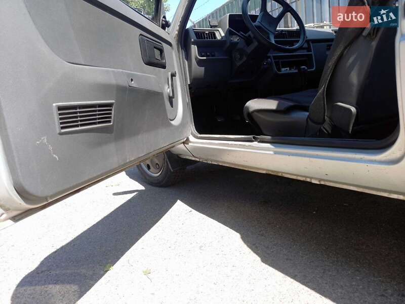 Хетчбек ЗАЗ 1102 Таврія-Нова 2003 в Черкасах