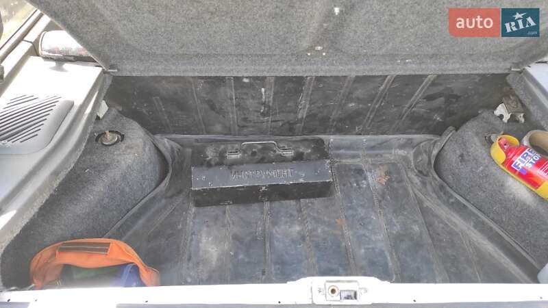 Хэтчбек ЗАЗ 1102 Таврия-Нова 2002 в Ровно фото 8 Хэтчбек ЗАЗ 1102 Таврия-Нова 2002 в Ровно