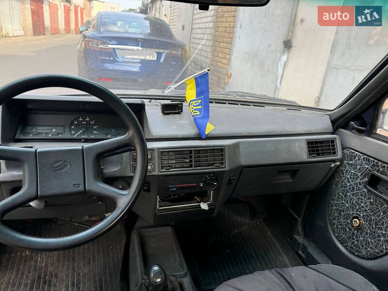 Хэтчбек ЗАЗ 1102 Таврия-Нова 2003 в Киеве фото 11 Хэтчбек ЗАЗ 1102 Таврия-Нова 2003 в Киеве