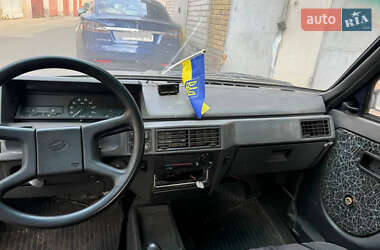 Хэтчбек ЗАЗ 1102 Таврия-Нова 2003 в 