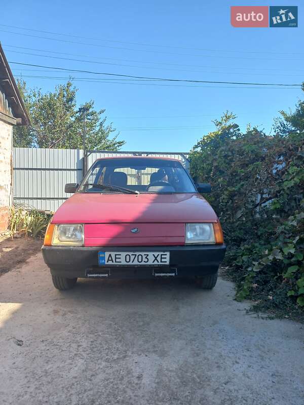 Хетчбек ЗАЗ 1102 Таврія-Нова 2004 в 