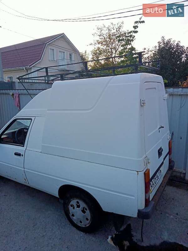 Хэтчбек ЗАЗ 1102 Таврия-Нова 2005 в Броварах