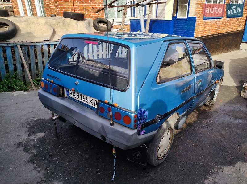 Хэтчбек ЗАЗ 1102 Таврия-Нова 2004 в Тростянце